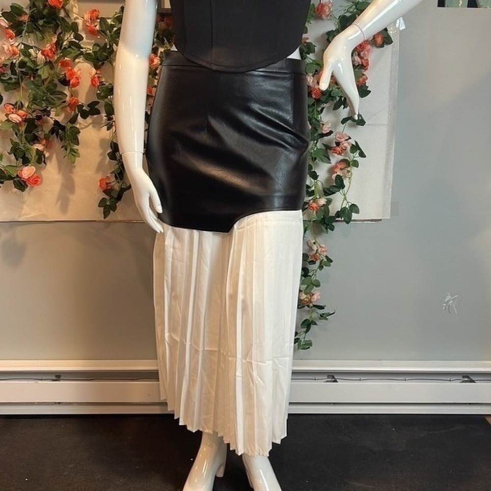 Commense Asymmetric Patchwork Faux Leather & Chiffon Pleated Maxi Skirt L NEW - Picture 11 of 14